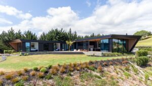 Jessop Architects Waipu Cove Holiday home